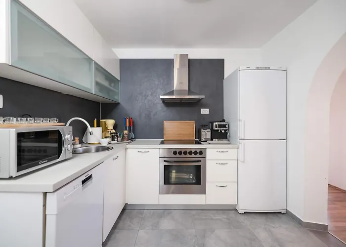 Family-friendly With Swimming Pool Sukosan, Zadar - 18452 Appartement Sukošan