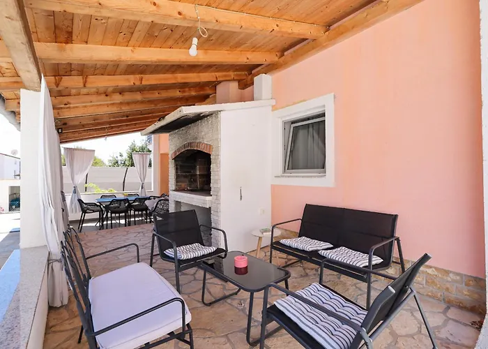 Family-friendly With Swimming Pool Sukosan, Zadar - 18452 Appartement *