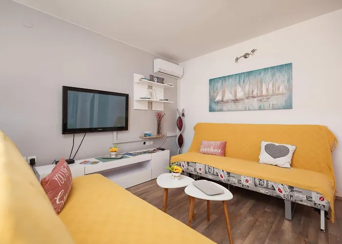 Appartamento Family-friendly With Swimming Pool Sukosan, Zadar - 18452 *